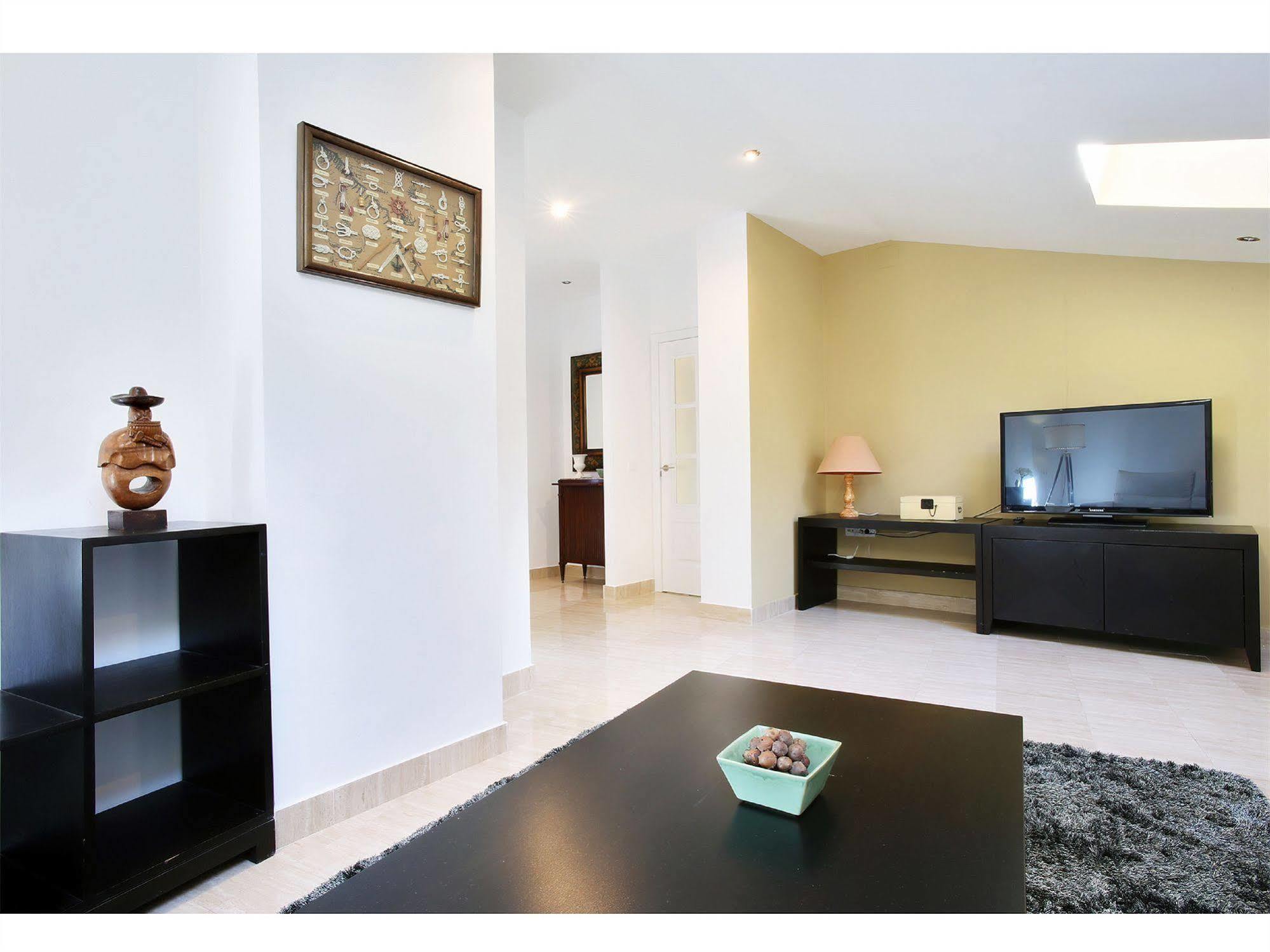 Apartamentos Unisierra Málaga Kültér fotó