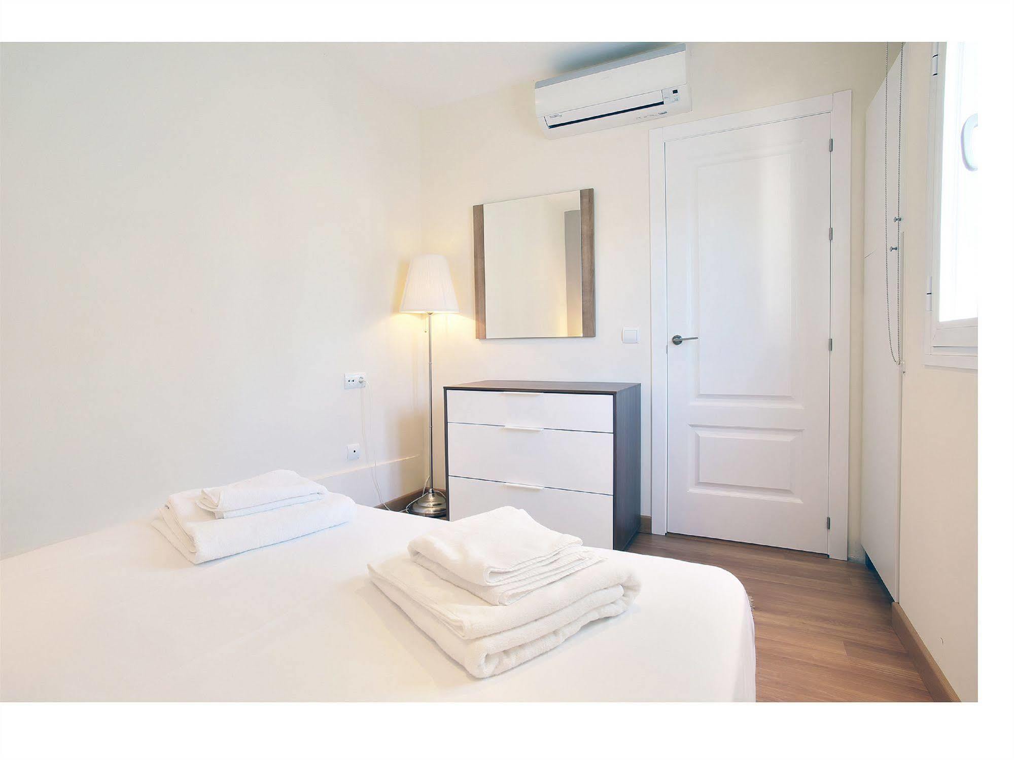 Apartamentos Unisierra Málaga Kültér fotó