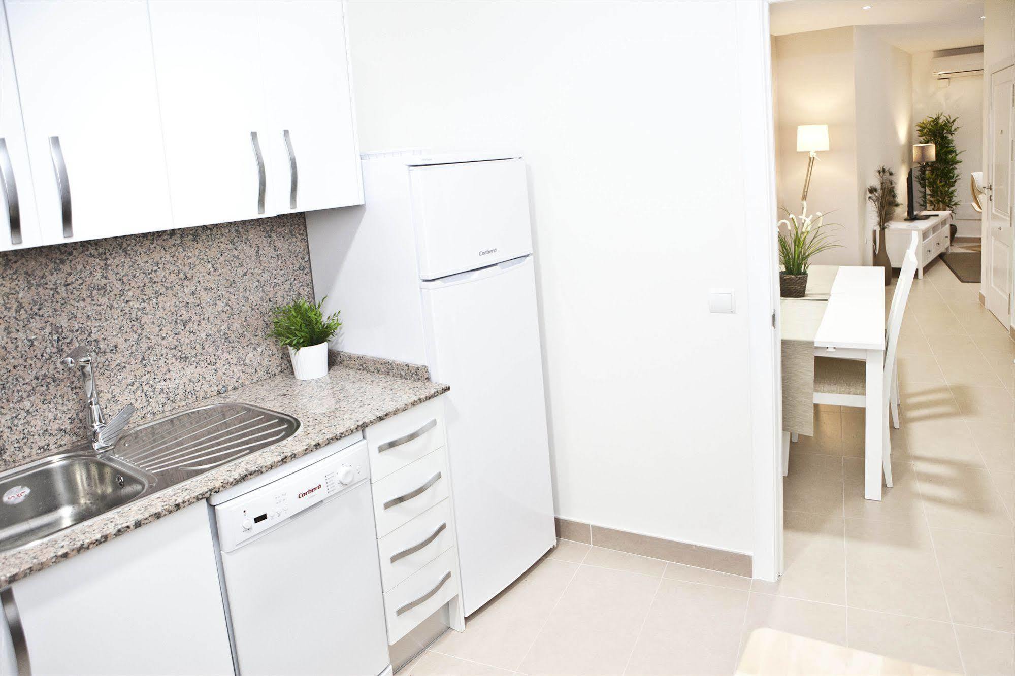 Apartamentos Unisierra Málaga Kültér fotó