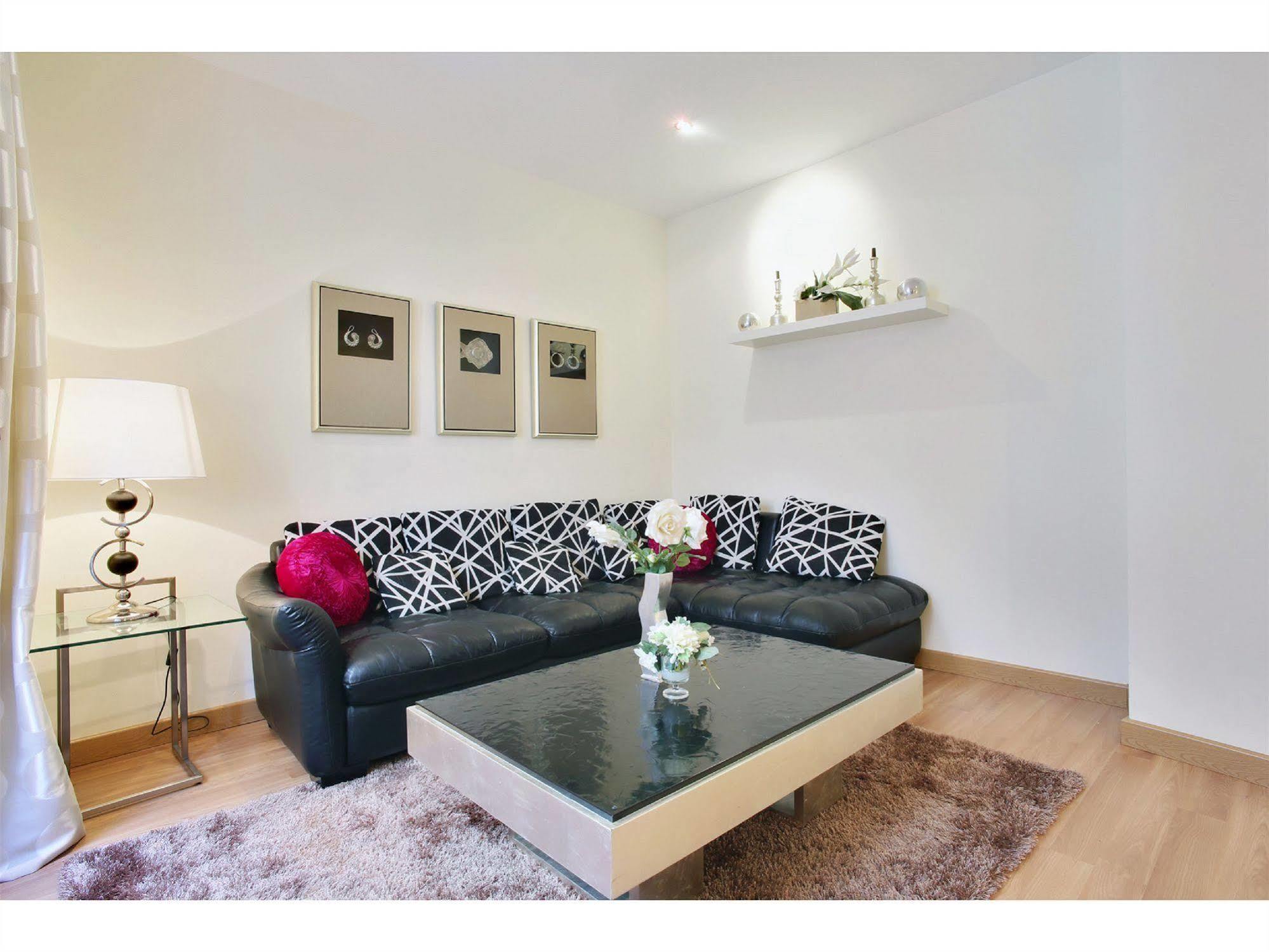 Apartamentos Unisierra Málaga Kültér fotó